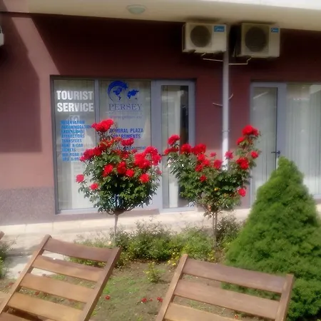 In Admiral Plaza Lägenhet Slăntjev Brjag